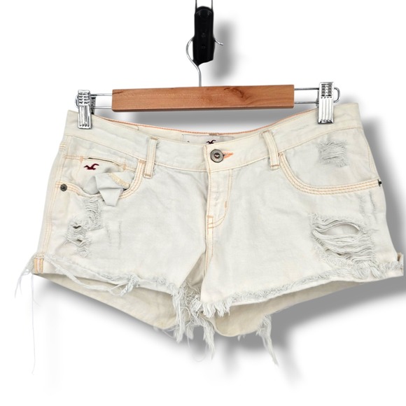 Hollister Pants - Hollister White Denim Shorts Womens Size 26 Distressed Ripped Frayed